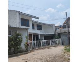 Di Jual Rumah Full Furnish 2 Lantai, LT. 215m2, LB. 350m2, dekat Pemkot Cimahi - Jawa Barat