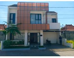 Dijual Rumah Modern Minimalis, 2 Lantai, Full Furnished, 5 Menit Ke Kampus ISI Yogyakarta - Bantul