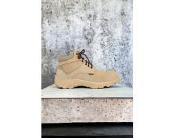 Sepatu Safety Track Tinggi 15 cm - Malang