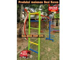  Ayunan Besi dan Playground - Blora