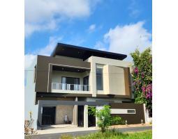 Dijual Rumah Mewah 2 Lantai, View Persawahan, Private Pool, LT. 262m2, LB. 300m2, 5KT, 5KM, Lokasi Sleman - Yogyakarta