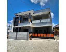 Dijual Rumah Mewah 2 Lantai, Hadap Timur, LT.116m2, LB.140m2, 4KT, 4KM, 5 menit ke Stadion Maguwoharjo - Yogyakarta