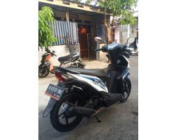 Dijual Motor Honda Beat, Tahun 2015, Bekas, Putih, Tangan Pertama - Tangerang