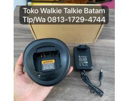 Dijual Charger Motorola GP328, Input 110-240V AC, 50-60Hz, Output 12V-14V DC, Model Drop in Dekstop Charger- Batam