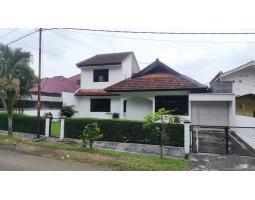 Dijual Rumah Asri, LT. 385m2, LB. 216m2, 3KT, 3KM, Strategis Dekat Taman Riau - Bogor