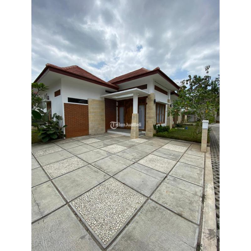 Jual Villa Mewah Luas 254 m2 Hanya 13 Menit Dari Candi Borobudur - Magelang