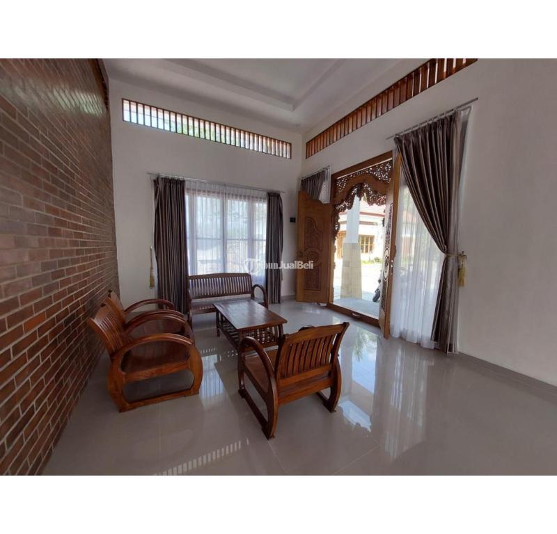 Jual Villa Mewah Luas 254 m2 Hanya 13 Menit Dari Candi Borobudur - Magelang