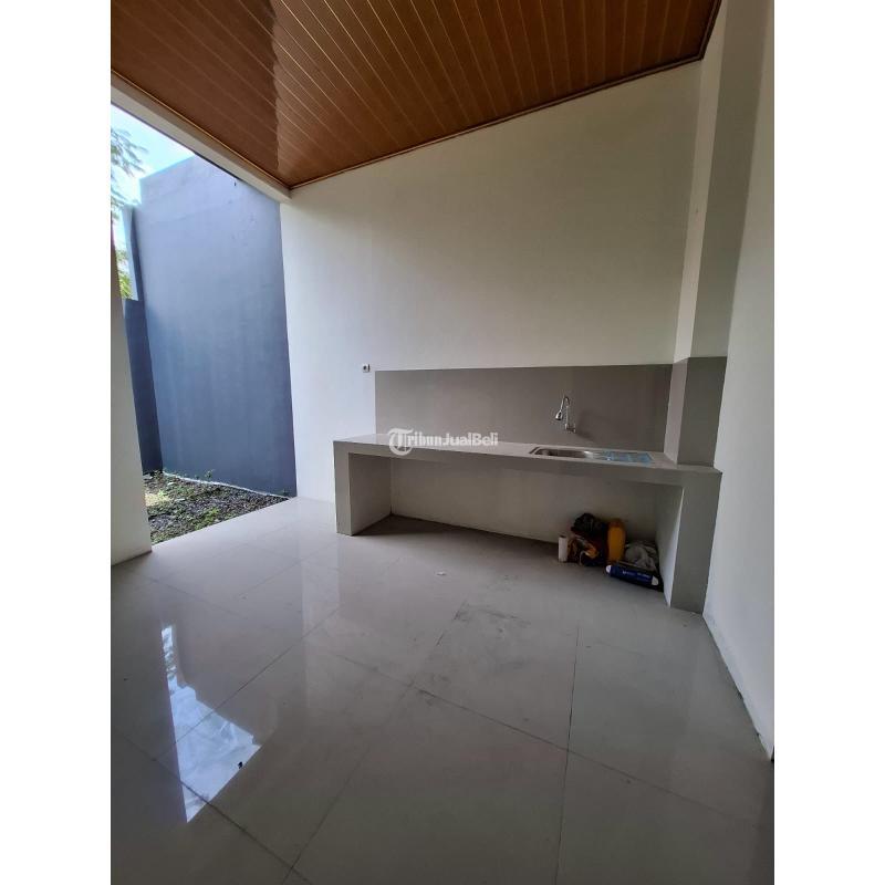 Jual Rumah Murah 2 Lantai Tipe 90 Baru dekat Kampus UII Jogja - Sleman