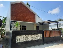 Jual Rumah Modern Mezzanine Tipe 112 Baru Dekat Umy Di Bangunjiwo - Bantul