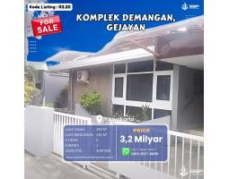 Dijual Rumah Strategis, LT. 300m2, LB. 230m2, 6KT, 2KM, Cocok untuk Kost atau Homestay, Dekat Lippo Plaza, Demangan, Gejayan - Sleman