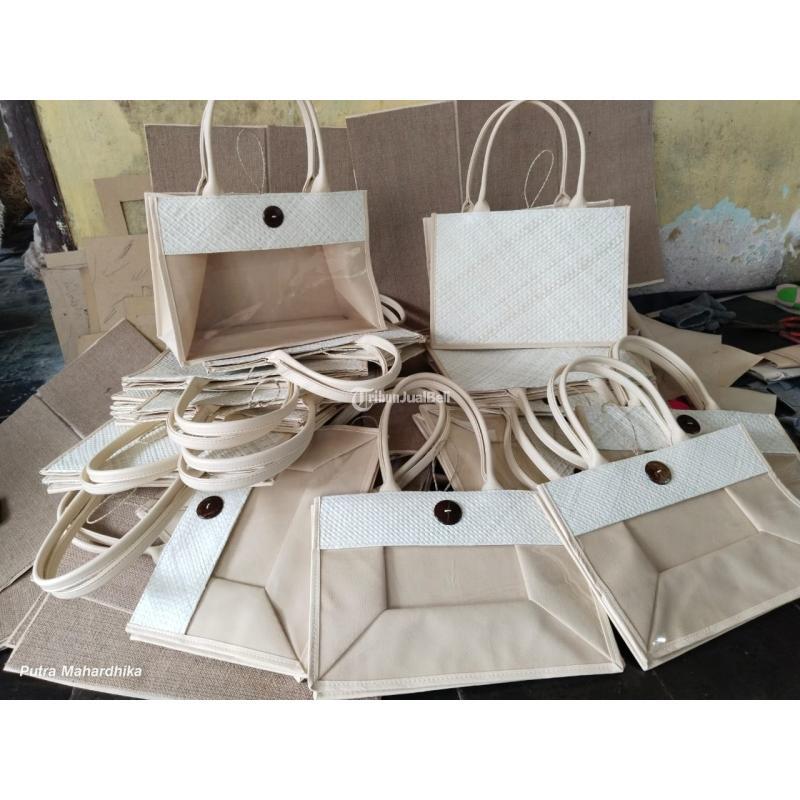 Tas Hampers Mika Pandan Putih - Tasikmalaya