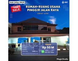 Jual Rumah Mewah dan 4 Ruko Luas 1000 m2 dekat UGM, UNY, UKDW, SADHAR - Sleman