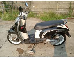 Motor Bekas Honda Scoopy Tahun 2011 - Jakarta Timur