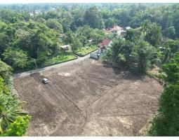 Dijual Tanah Pekarangan, Luas 128m2, Cocok untuk Tempat Tinggal, 2 menit dari Jl. Raya Magelang KM.17, Sleman - Yogyakarta