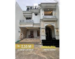 Brand New Rumah Mewah American Classic 3 Lantai With Rooftop LB 200 m2 di Jagakarsa - Jakarta Selatan