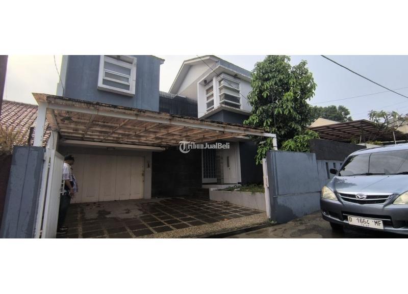 Dijual Rumah Siap Huni, LT. 288m2, LB. 300m2, 5KT, 5KM, Hadap Timur, SHM, Parongpong - Bandung