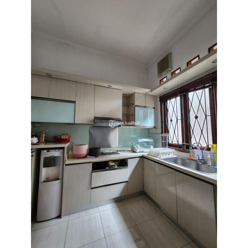 Dijual Rumah, LT. 535m2, LB. 300m2, 5KT, 5KM, Harga Murah Bawah NJOP, Jl. Kemang Timur, Kemang - Jakarta Selatan
