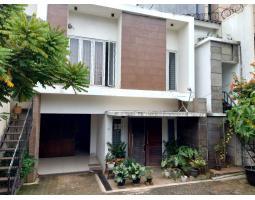 Dijual Rumah Cantik, LT. 310m2, LB. 500m2,7KT, 5KM, Prime Area, Jl. Wijaya, Kebayoran Baru - Jakarta Selatan