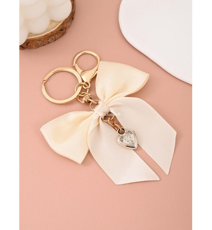 Bag Charm Aesthetic Harga Murah - Gunung Kidul