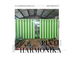 Pintu Harmonika di Qobiltu Harmonika - Sumba Barat Daya