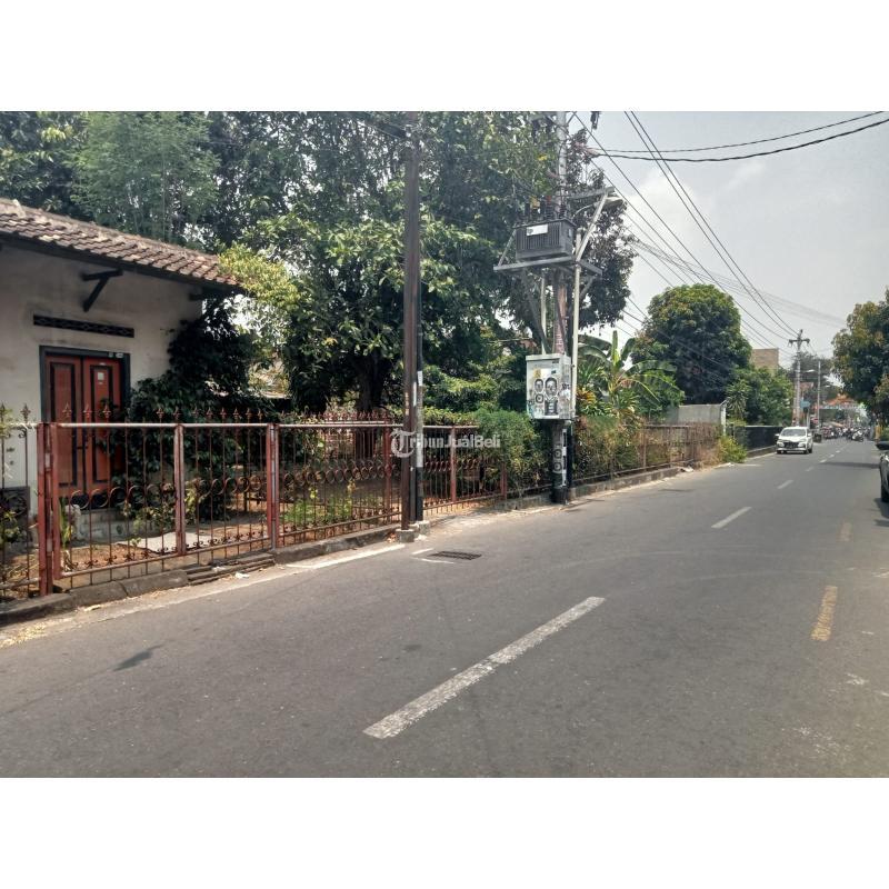 Dijual Tanah Luas 1557 m2 Strategis Cocok Untuk Kafe - Yogyakarta