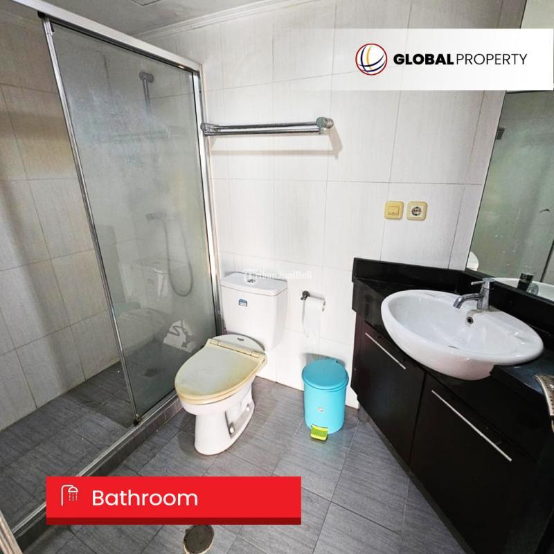 Dijual Apartemen Taman Anggrek Condominium, 2 Bedroom, Semi Furnished Standard, Middle Floor - Jakarta Barat