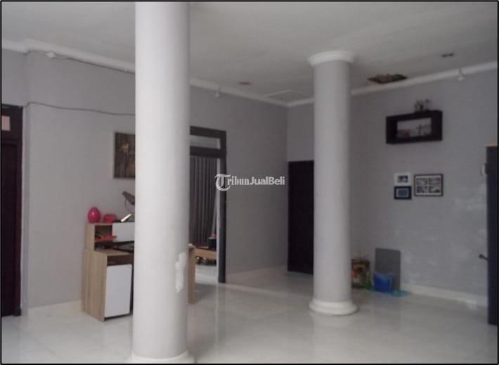 Dijual Rumah Second Mewah 2 Lantai Tipe 218 di Gamping - Sleman