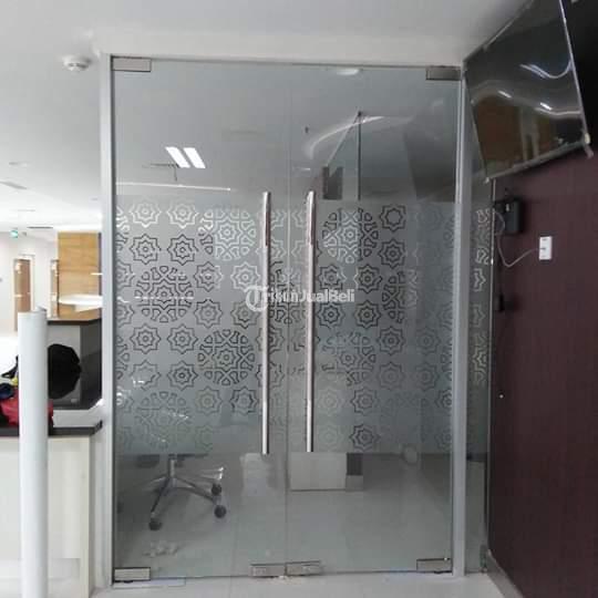 Cutting Sticker Kaca Custom Logo Perusahaan - Jakarta Selatan