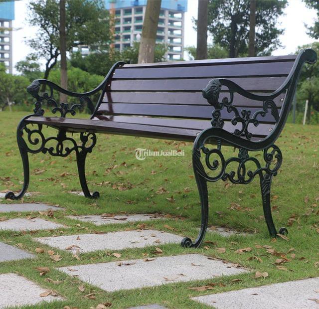 Bangku Taman Panjang Sale Akhir Tahun - Jakarta Barat