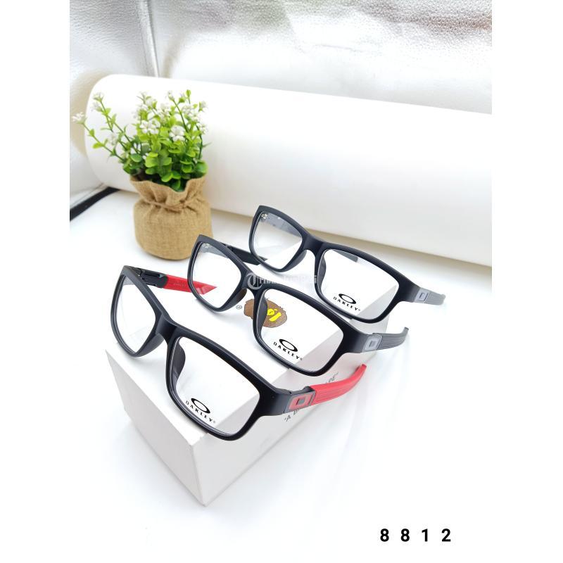 Kacamata Anti Radiasi dan Kacamata Minus Terdekat di Mertoyudan - Magelang