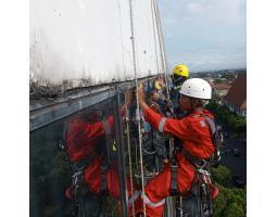 Pemasangan Waterproofing Dinding dengan Bitumen untuk Perlindungan Tahan Lama - Jakarta Timur