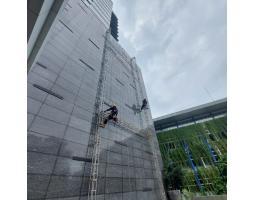 Solusi Waterproofing Dinding GRC untuk Gedung Modern dan Tahan Lama - Jakarta Utara