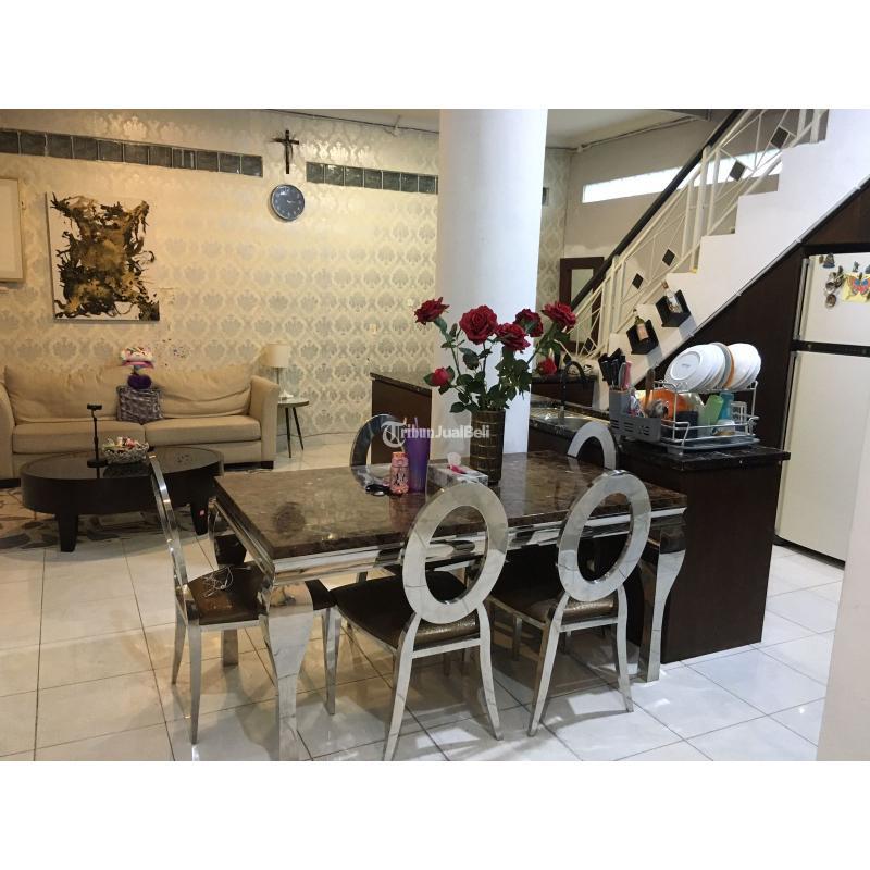 Dijual Rumah Modern 2 Lantai, LTR. 120m2, LB. 218m2, Second, Sangat Terawat, Perumahan Mewah di Ambarketawang, Sleman - Yogyakarta