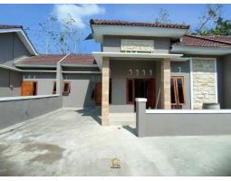 Dijual Rumah Murah, LT. 160m2, LB. 50m2, 2KT, 1KM, Dalam Cluster, 7 Menit SMA Negeri 1 Minggir, Sisa 1 Unit - Yogyakarta