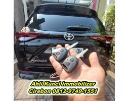 Duplikat Kunci Mobil Toyota - Cirebon 