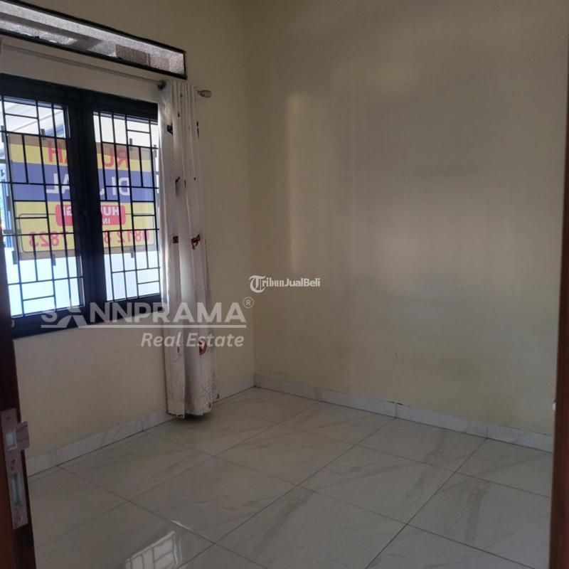 Dijual Rumah, LT. 144m2, LB. 125m2, 2KT, 2KM, Lokasi Strategis, SHM, Dalam Komplek Permata Cimanggis - Depok