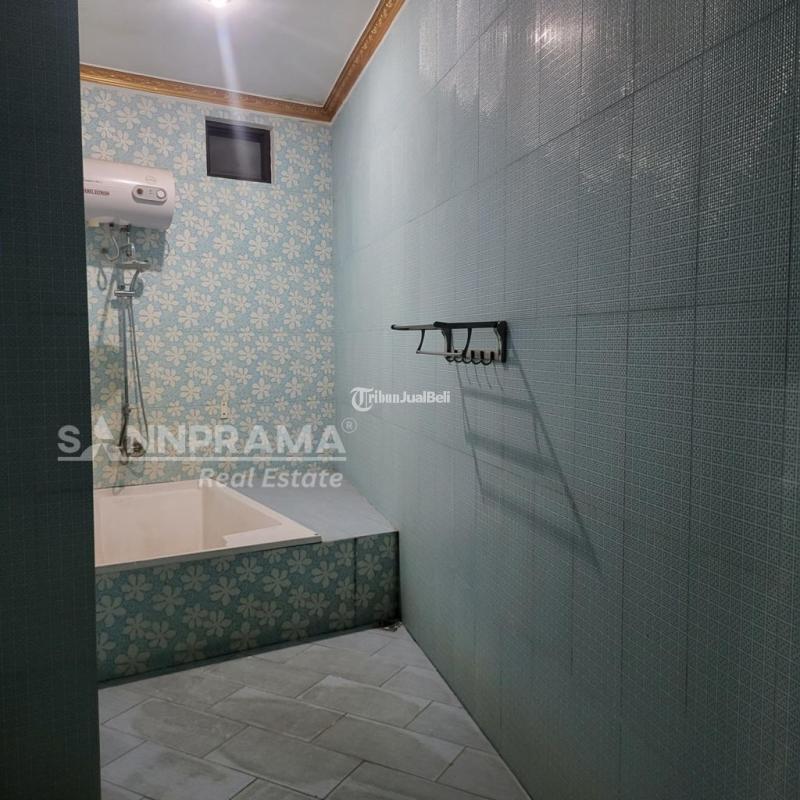 Dijual Rumah, LT. 144m2, LB. 125m2, 2KT, 2KM, Lokasi Strategis, SHM, Dalam Komplek Permata Cimanggis - Depok