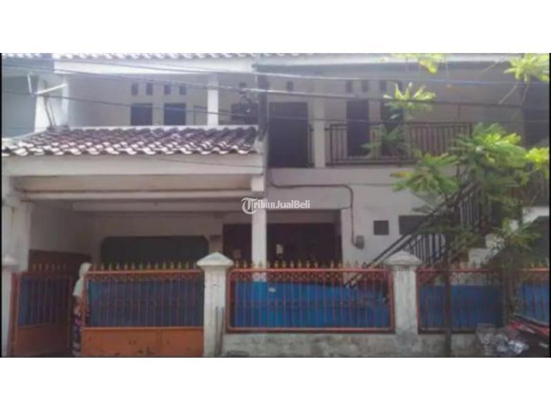 Dijual Rumah Dan Kost 2 Lantai, 8 Kamar, Hadap Barat, Bebas Banjir, 200m dari Jl. Sultan Iskandar Muda - Jakarta Selatan