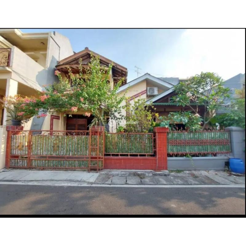 Dijual Rumah Bagus 2 Lantai, LT. 155m2, LB. 150m2, SHM, Lokasi Istimewa, dalam Komplek Cempaka Putih - Jakarta Pusat