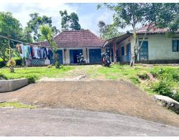 Dijual Tanah 1850m SHM Bonus Bangunan - Karanganyar