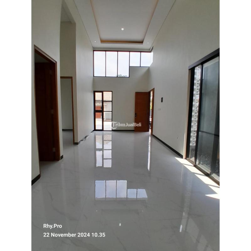 Dijual Rumah Baru Siap Huni Limasan Modern dekat Kampus UII Tipe 90 3KT 2KM SHM - Sleman