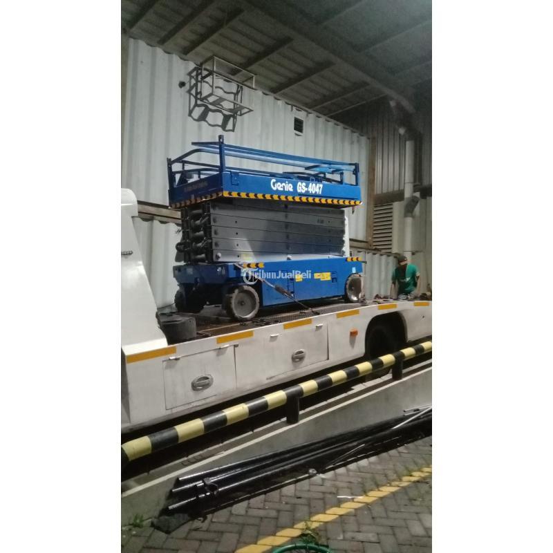 Sewa Scissor Lift - Lumajang 