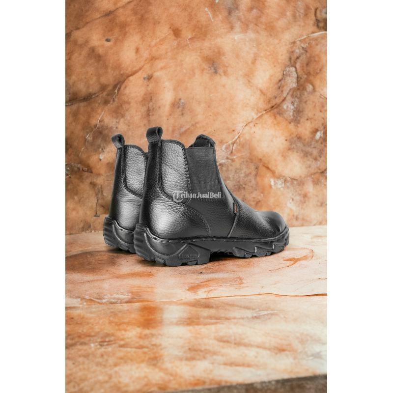 Produksi Safety Shoes Boots Maluku Utara - Ternate