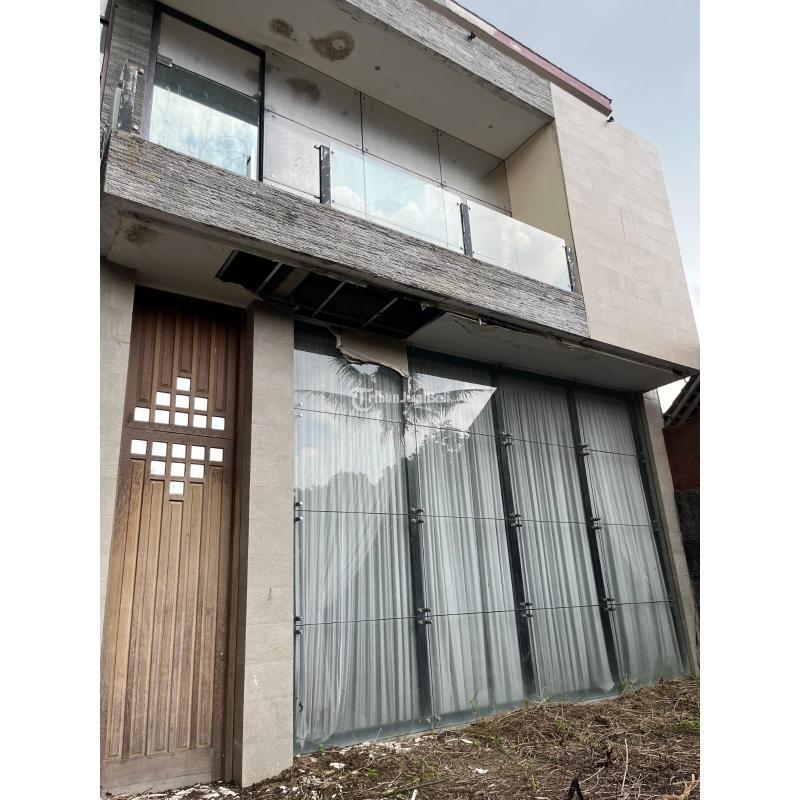 Dijual Rugi Tanah Luas Rumah Besar SHM Di Ngemplak - Sleman