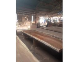 Meja L atau Curve Table - Jepara