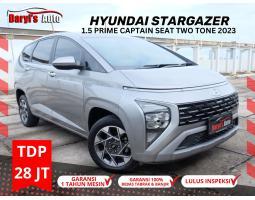 Mobil Hyundai Stargazer 1.5  Prime Captain Seat Two Tone 2023 Bekas Tdp 28 Juta - Jakarat Utara