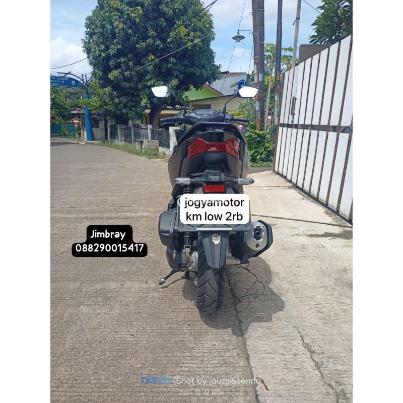 Dijual Sepeda Motor Honda Vario 160 CBS Grande, Warna Hitam, Tahun 2024, Kilometer Rendah, Pajak On, Pamulang - Tangerang Selatan