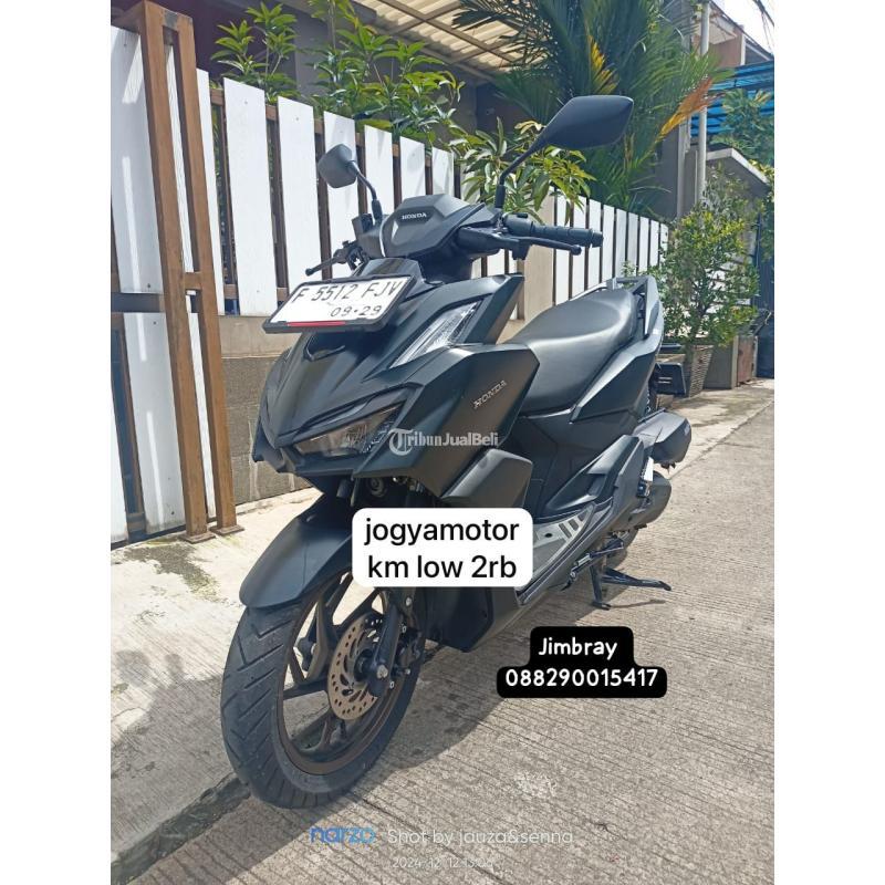 Dijual Sepeda Motor Honda Vario 160 CBS Grande, Warna Hitam, Tahun 2024, Kilometer Rendah, Pajak On, Pamulang - Tangerang Selatan