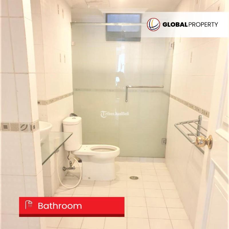 Dijual Taman Anggrek Condominium, Fully Furnished 3 Bedroom, Lantai Bawah - Jakarta Barat