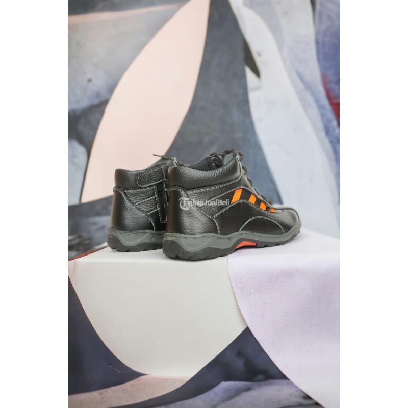 Tempat Sepatu Safety - Mataram